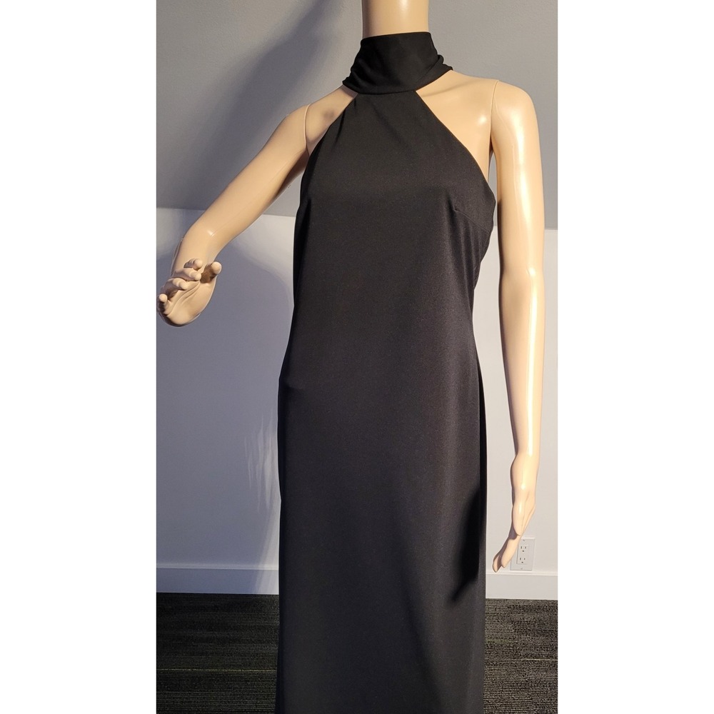 Scene Ladies Black Elegant Long Dress Size 7/8 With Beading Accent and V Hem - Picture 2 of 9
